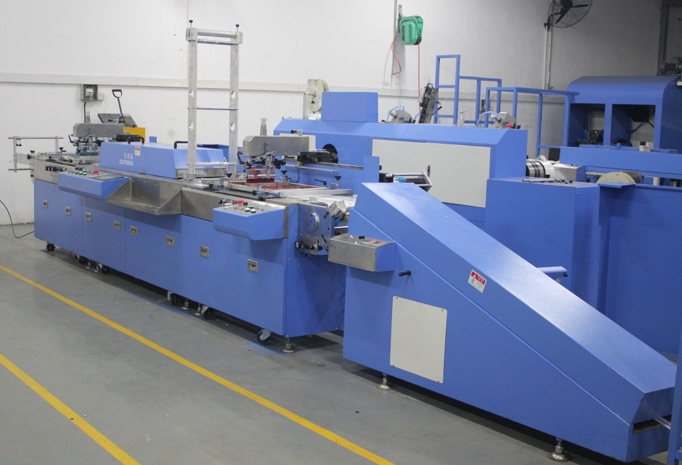 Fully Auto Label Ribbon Screen Printing Machine with Ce Certificate