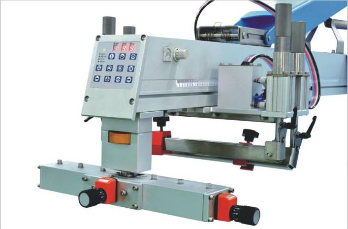 8 Year Exporter Nylon Ribbons Dyeing Machine -
 Multi-Color Fully Automatic Oval Screen Printing Machine – Kin Wah