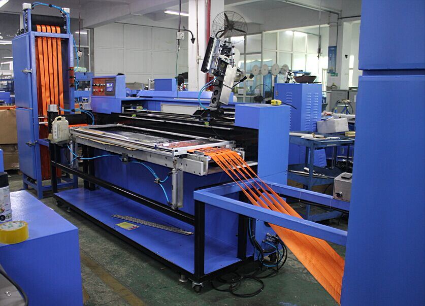 Manufactur standard Slitting Machine Price -<br />
 Lashing Straps Automatic Screen Printing Machine with High Precision - Kin Wah