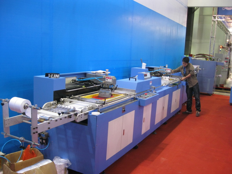 Factory Promotional Care Label Automatic Screen Printing Machine -
 Satin Label Automatic Screen Printing Machine – Kin Wah